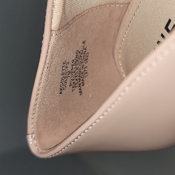 NWOT Anne Klein iflex Collette Tan Patent Leather Casual/Formal Bow Loafer - Picture 5 of 5